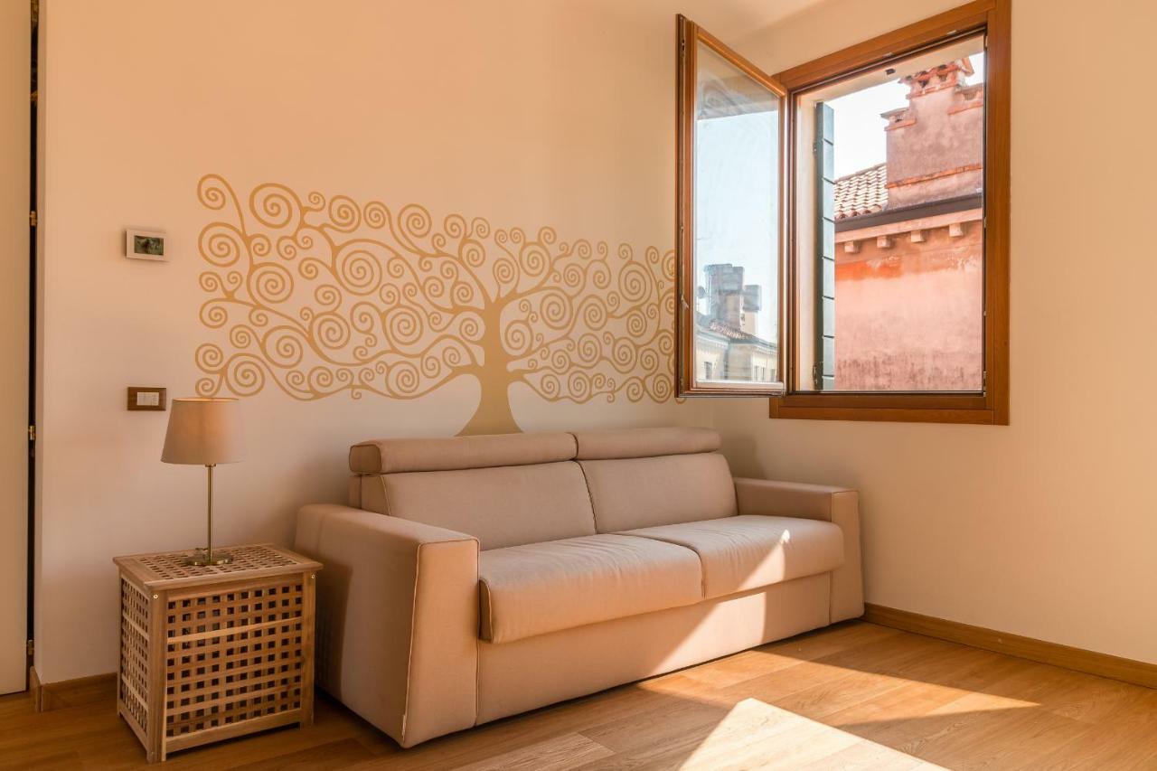 Sunny Nest Canal View In Venice Chic Movida Εξωτερικό φωτογραφία
