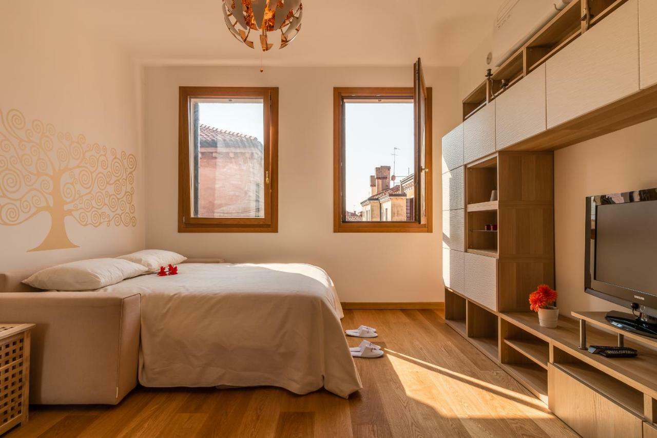Sunny Nest Canal View In Venice Chic Movida Εξωτερικό φωτογραφία